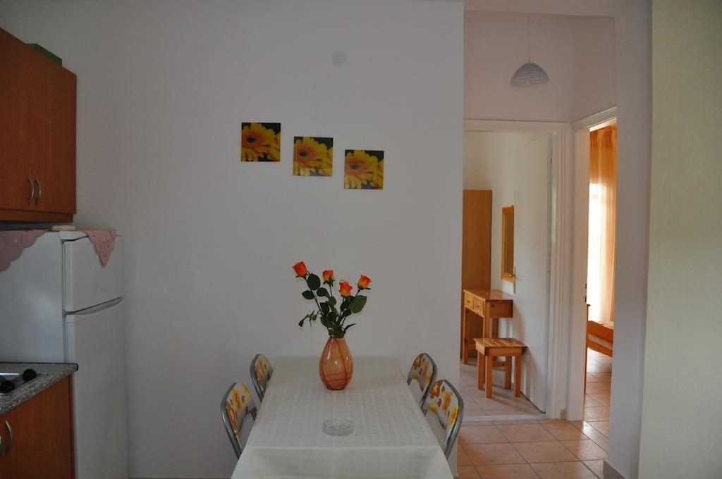 Villa Vasiliki Vitaládes Eksteriør billede